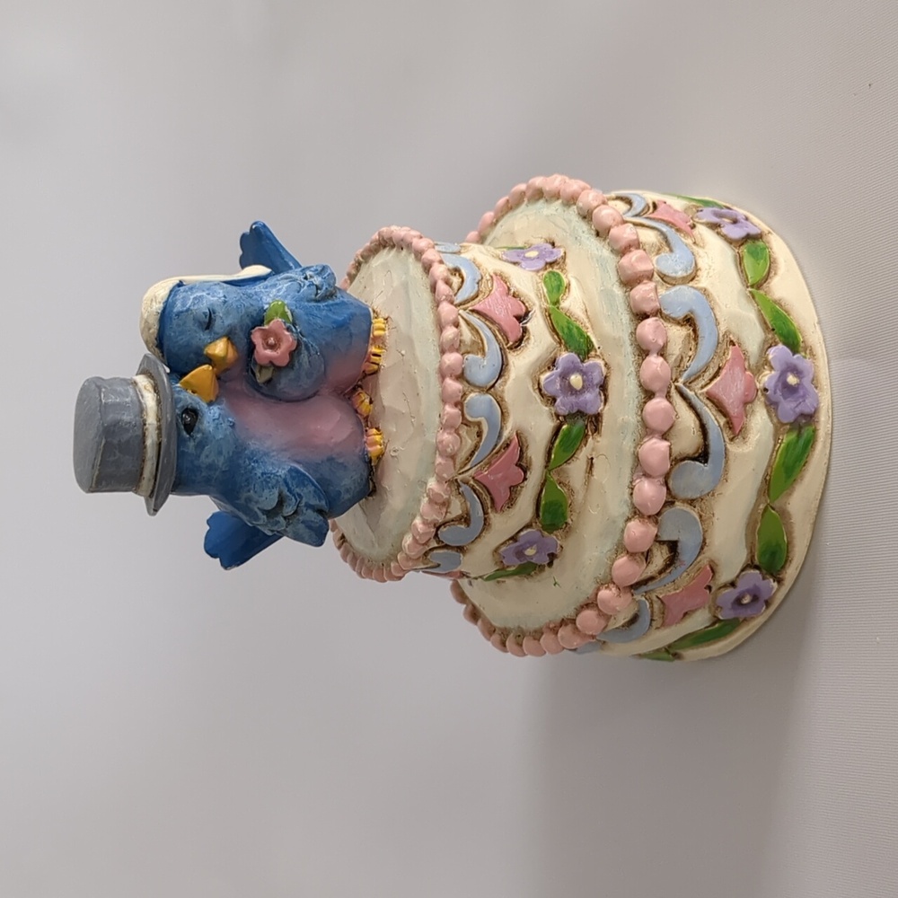 Jim Shore Heartwood Creek Mini Wedding Cake with Blue Birds Miniature